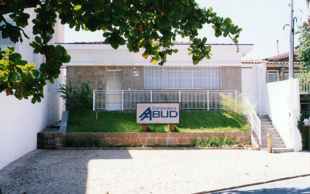 Escritório Consturora Abud